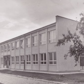 029 - Základná škola po dokončení (1976)